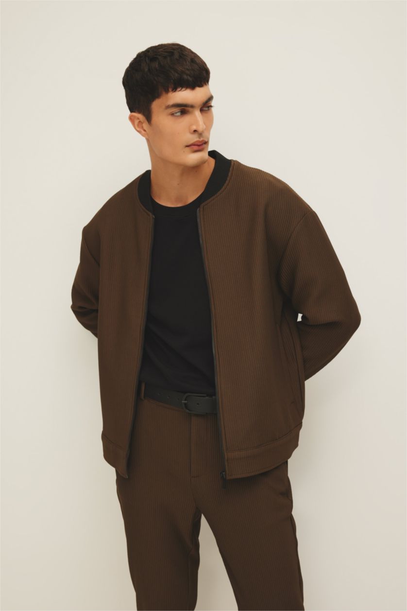 MAN Dark Khaki Zipper Puffer Jacket