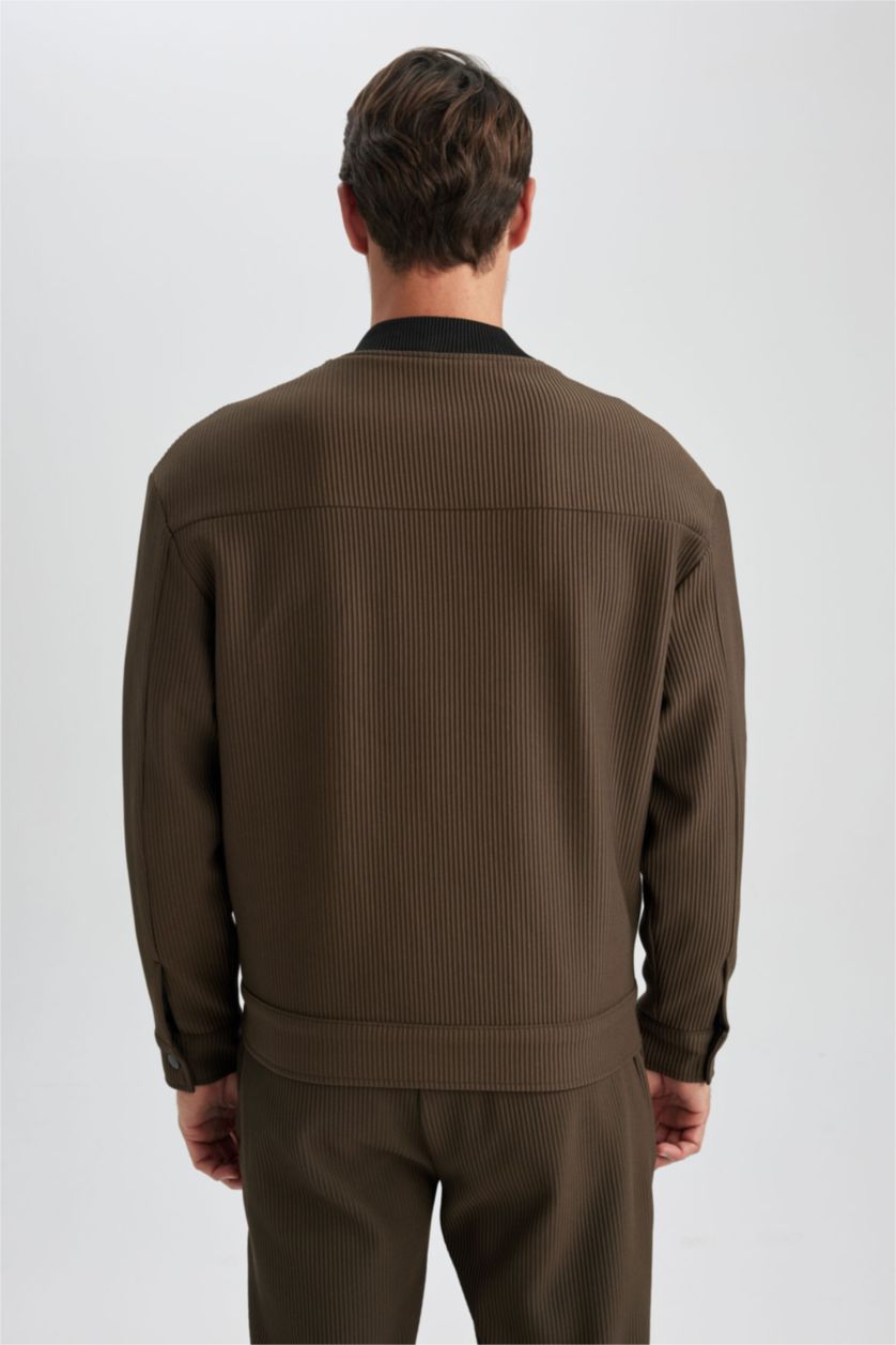 MAN Dark Khaki Zipper Puffer Jacket