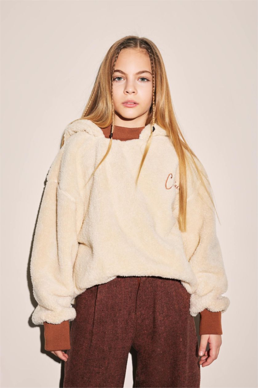 بناتي اللون الرملي سويت شيرت بناتي قطيفة اوفر سايز