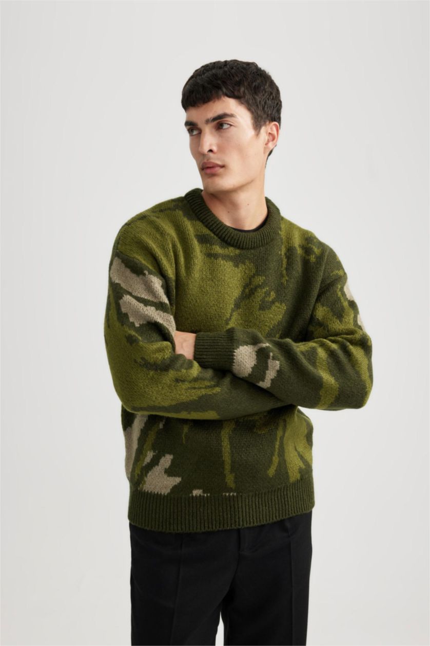Man Dark Green Relax Fit Crew Neck Knitwear Pullover
