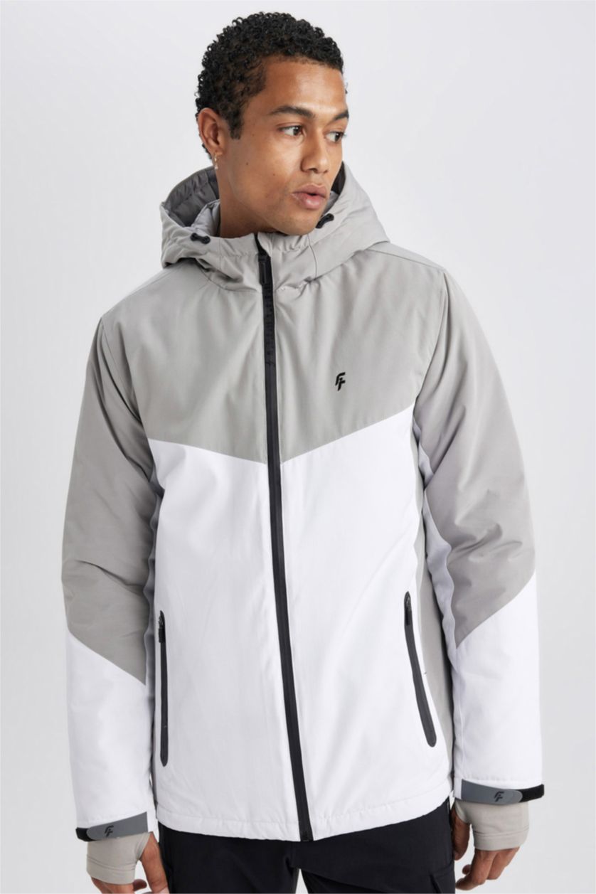 Erkek Gri Mont Su İtici Rüzgar Geçirmez Slim Fit Dar Kesim Kapüşonlu Fermuarlı Cepli Ribana