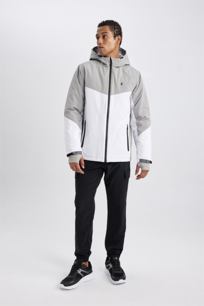 Erkek Gri Mont Su İtici Rüzgar Geçirmez Slim Fit Dar Kesim Kapüşonlu Fermuarlı Cepli Ribana