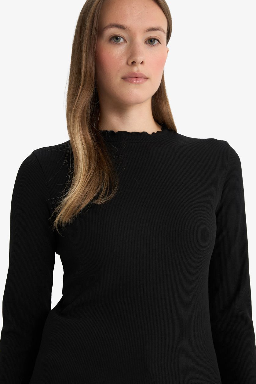 Kadın Siyah Yarım Balıkçı Yaka Fitilli Kaşkorse Uzun Kollu Tunik