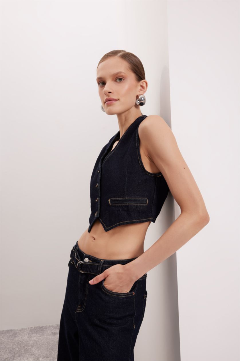 حريمي أزرق غامق فيست