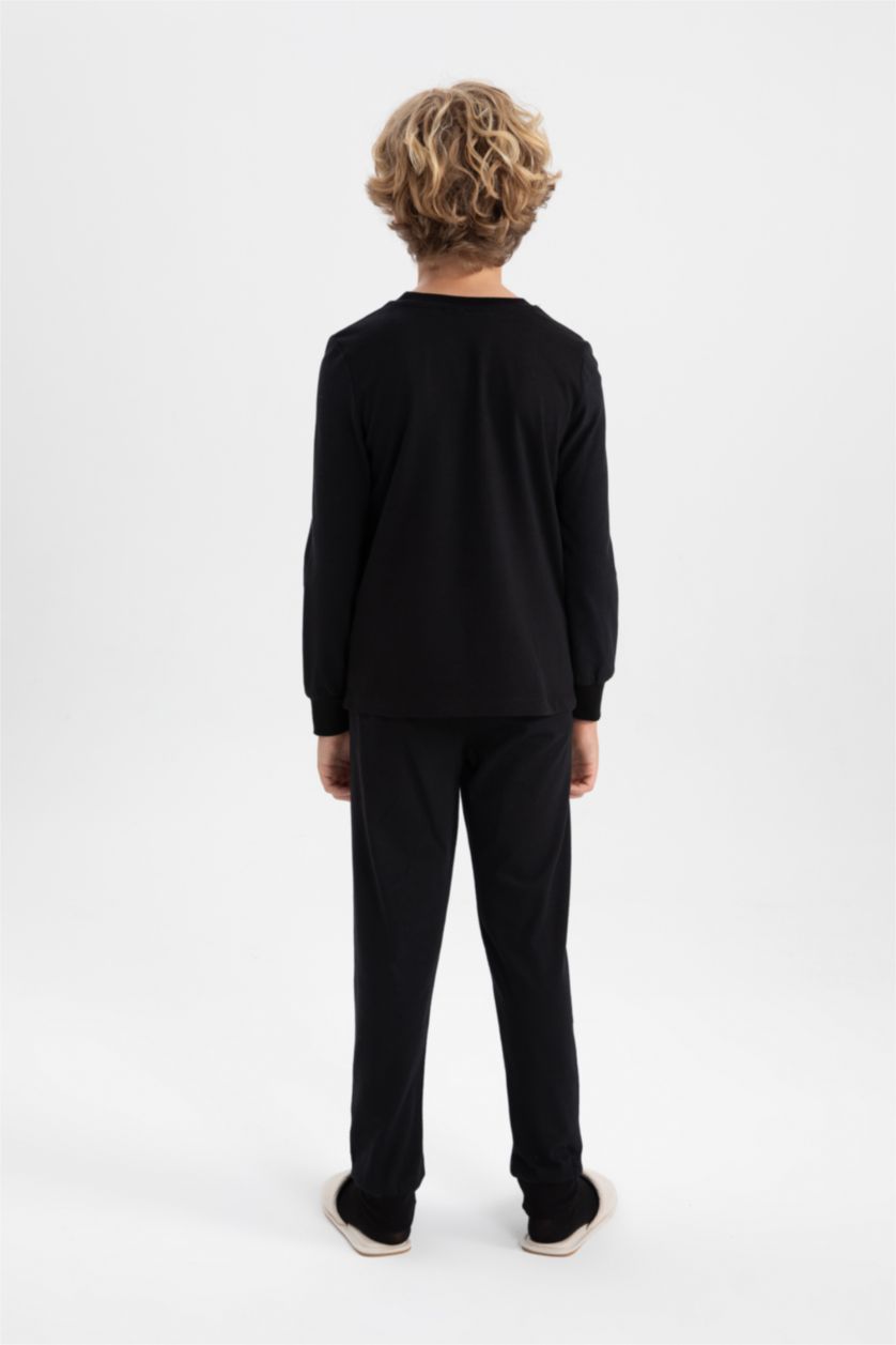 BOYS & TEENS Black طقم بيجاما قصة عادية