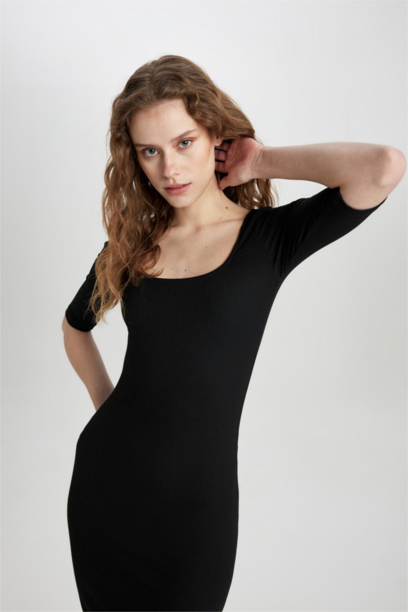Woman Black Bodycon Square Collar Camisole Midi Dress