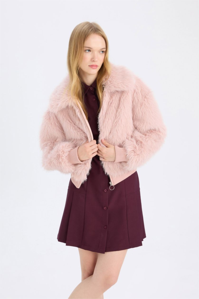 Kadın Açık Pembe Regular Fit Geniş Yaka Fermuar Kapmalı Suni Kürk Pelüş Kaban