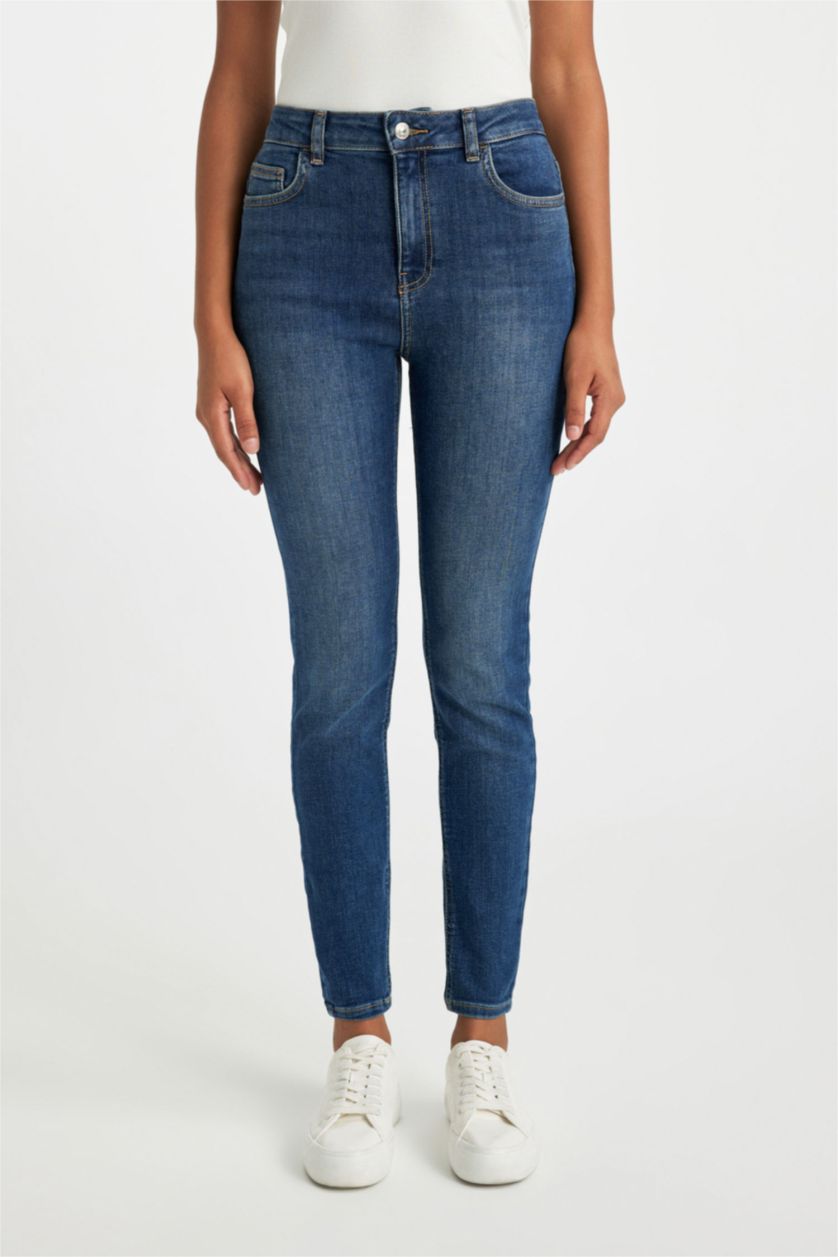 FEMME Bleu Jean à Coupe Skinny Et Taille Haute