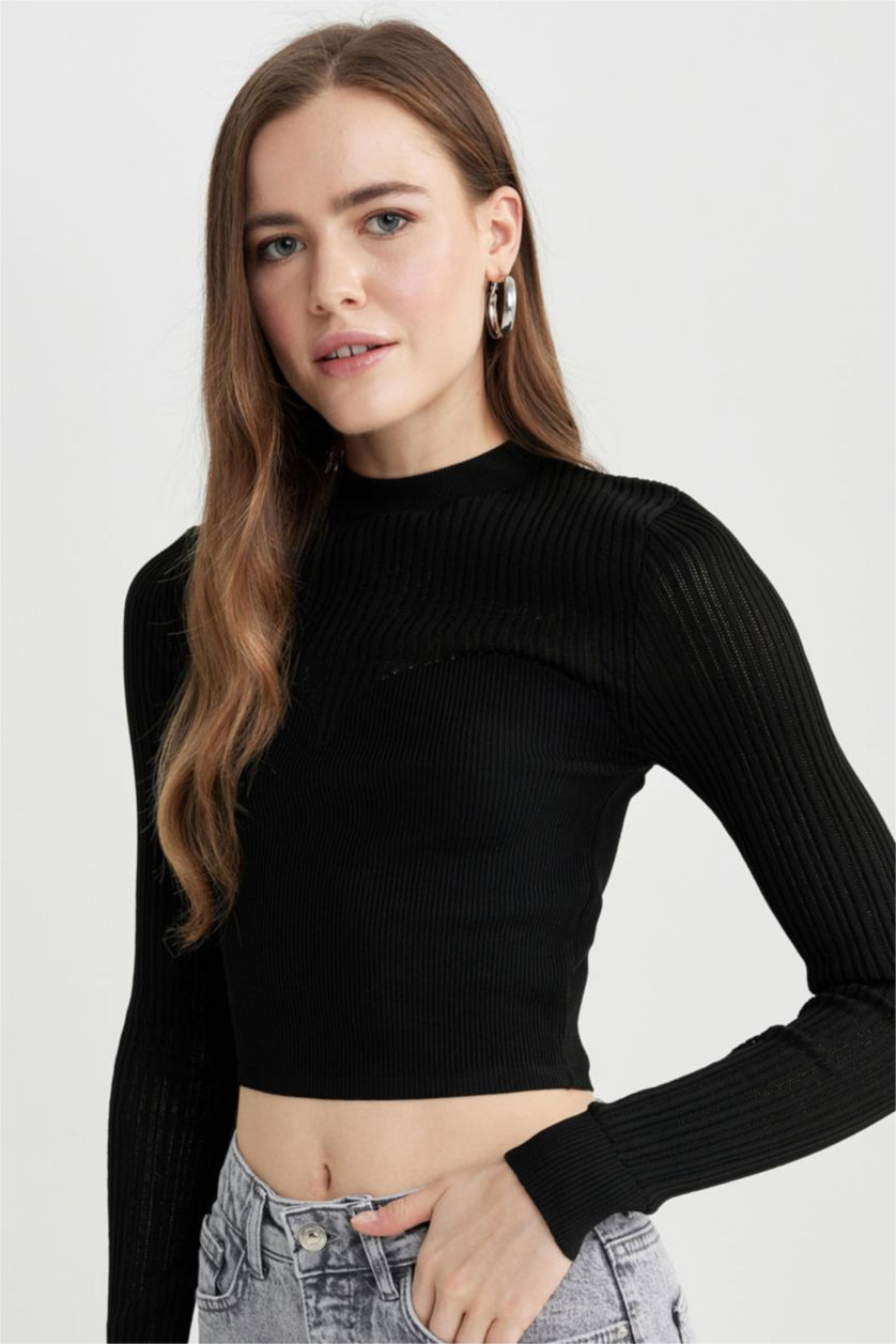 حريمي أسود بلوفر كروب تريكو قصة عادية برقبة مستديرة