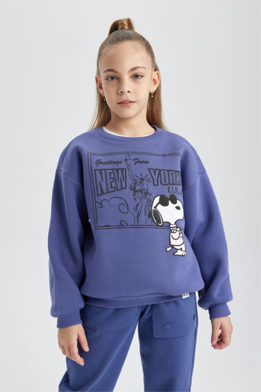 GIRLS & TEENS Violet Girl Snoopy Crew Neck Sweatshirt