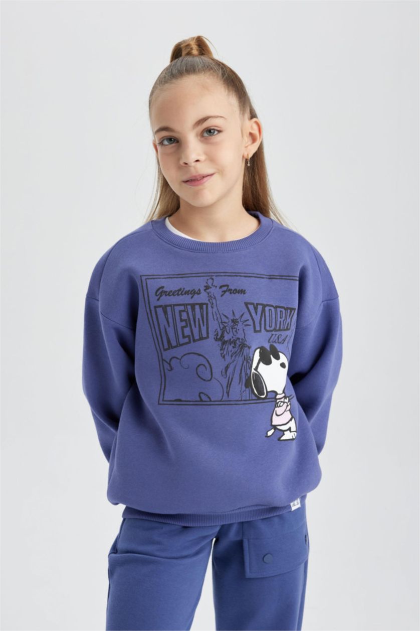 GIRLS & TEENS Violet Girl Snoopy Crew Neck Sweatshirt