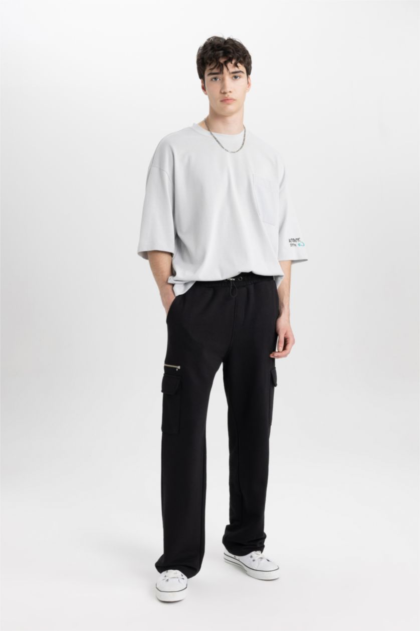 Man Black Regular Fit Regular Hem With Cargo Pocket Trousers
