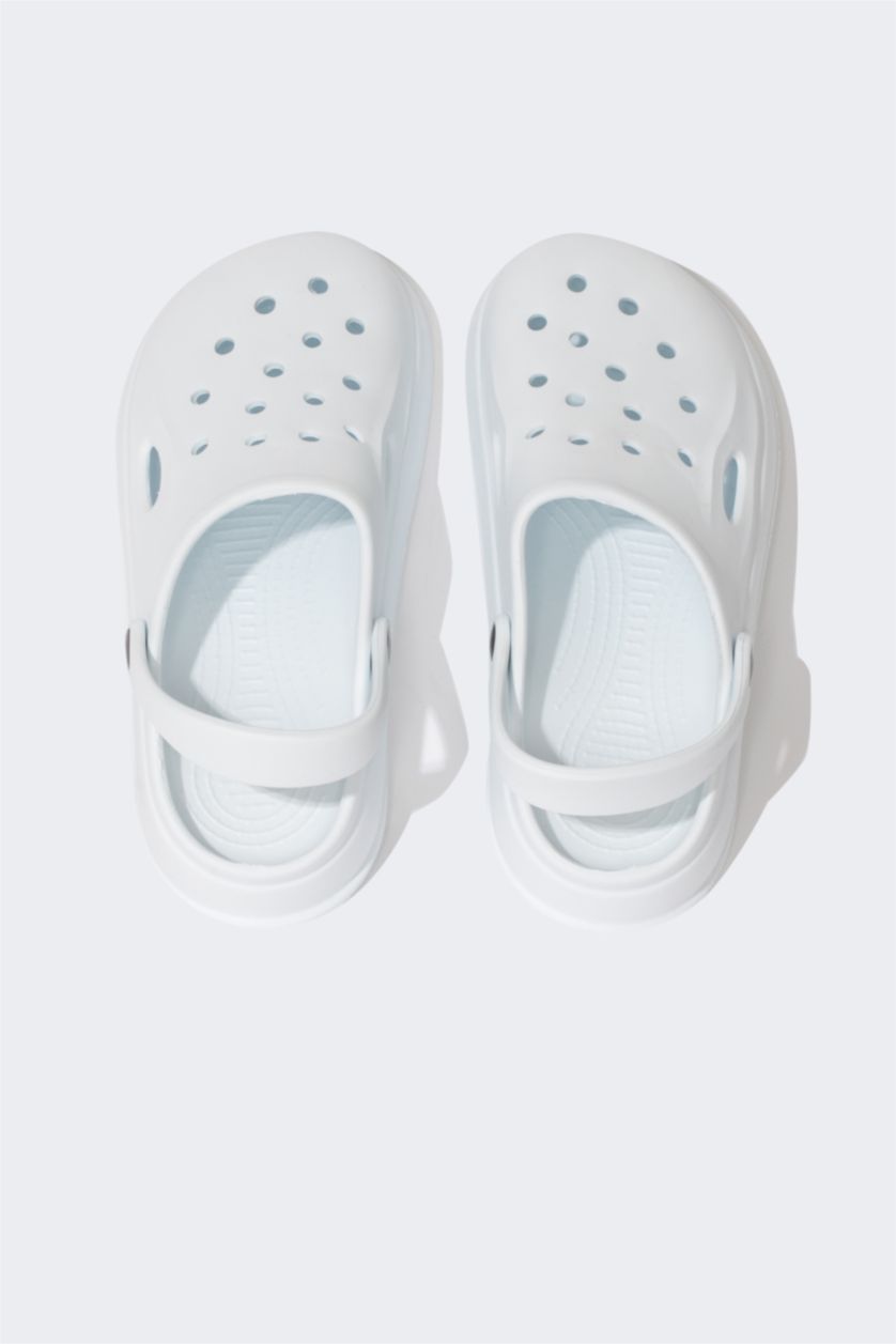 GIRLS & TEENS White High Sole Sandals