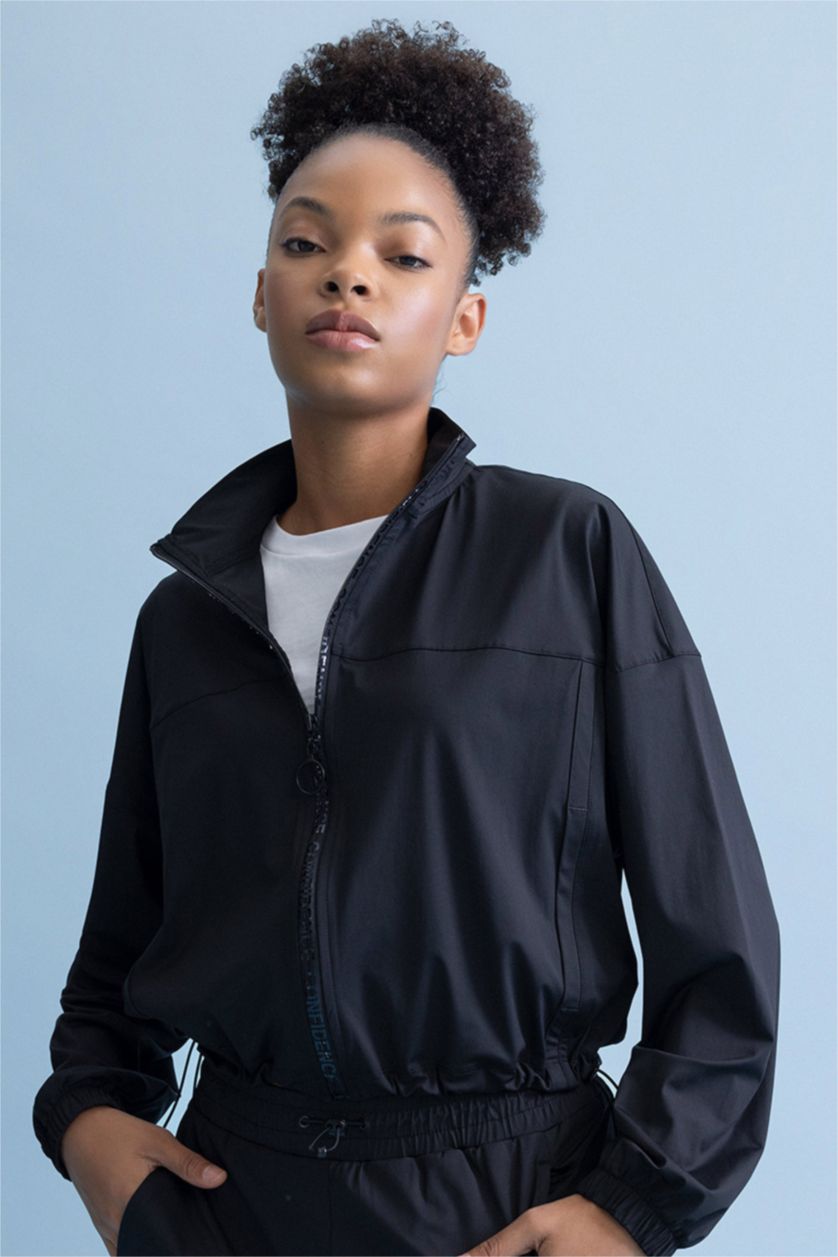 حريمي أسود كارديجان بريميوم قصة عادية بسوسته من DeFactoFit