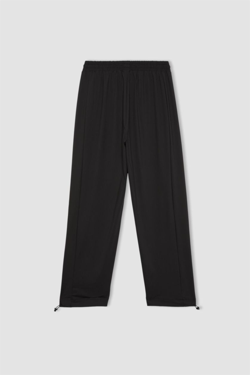 حريمي أسود بنطلون تشينو بريميوم قصة عادية برجل قصير من DeFactoFit