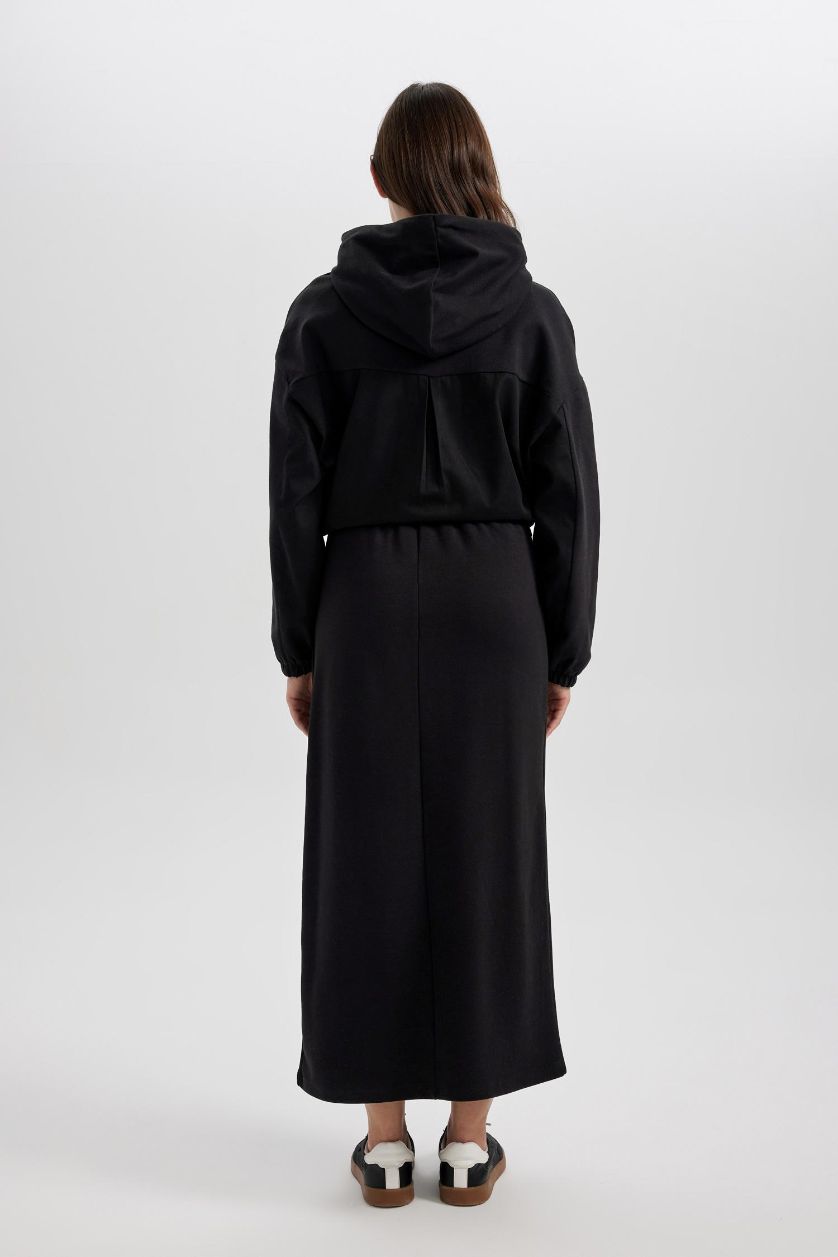 Kadın Siyah Regular Fit Selanik Kumaş Maxi Etek