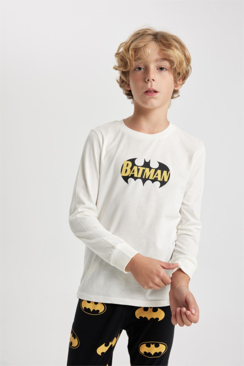 BOYS & TEENS Ecru 2 piece Regular Fit Batman Licence Knitted Pyjamas