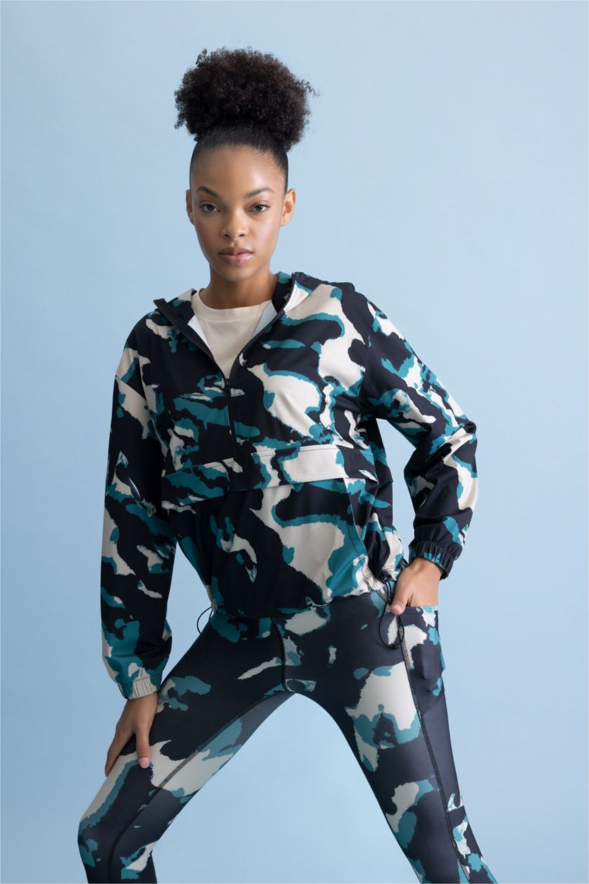 Kadın Siyah Loose Fit Kamuflaj Desenli Kapüşonlu Sporcu Sweatshirt