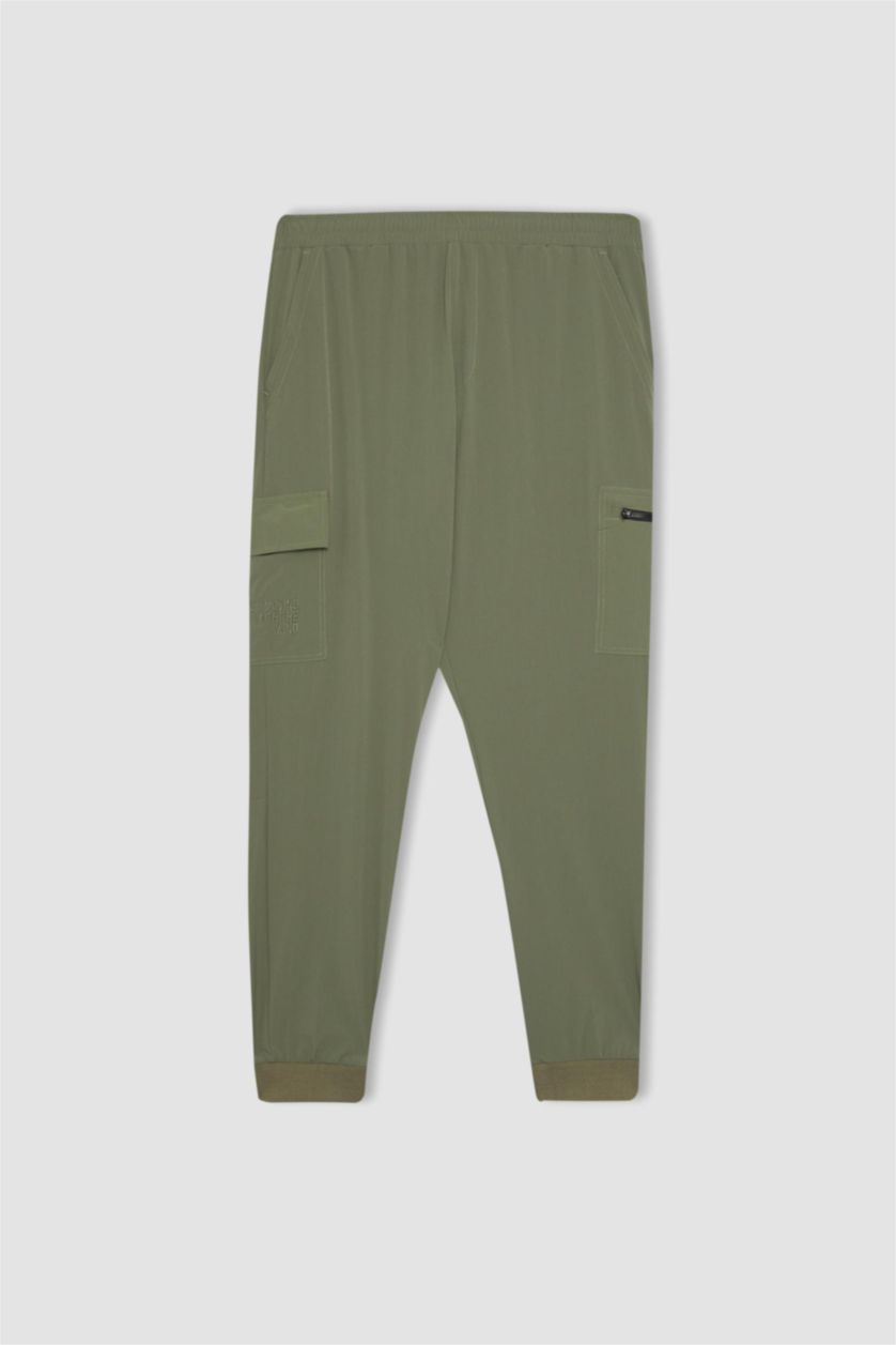 Erkek Açık Haki Sporcu Jogger Eşofman Altı Standart Fit Kargo Cepli Dokuma Beli Paçası Lastikli