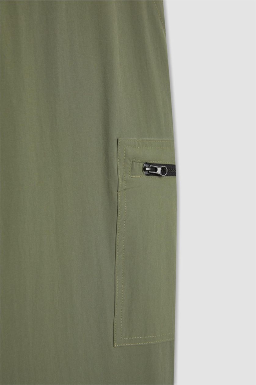 Erkek Açık Haki Sporcu Jogger Eşofman Altı Standart Fit Kargo Cepli Dokuma Beli Paçası Lastikli