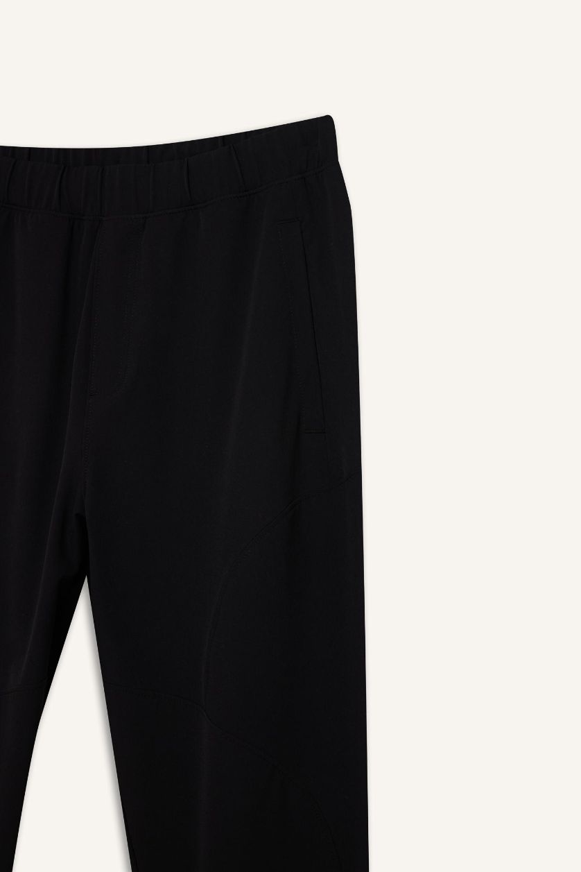 Erkek Siyah Esnek Kumaş Sporcu Jogger Eşofman Altı Slim Fit Dar Kesim Dokuma Üç Cepli Fermuarlı Paça