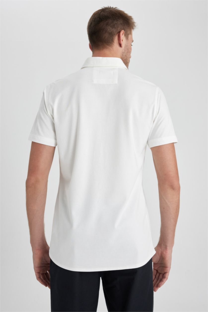 Man White Slim Fit Short Sleeve Shirt
