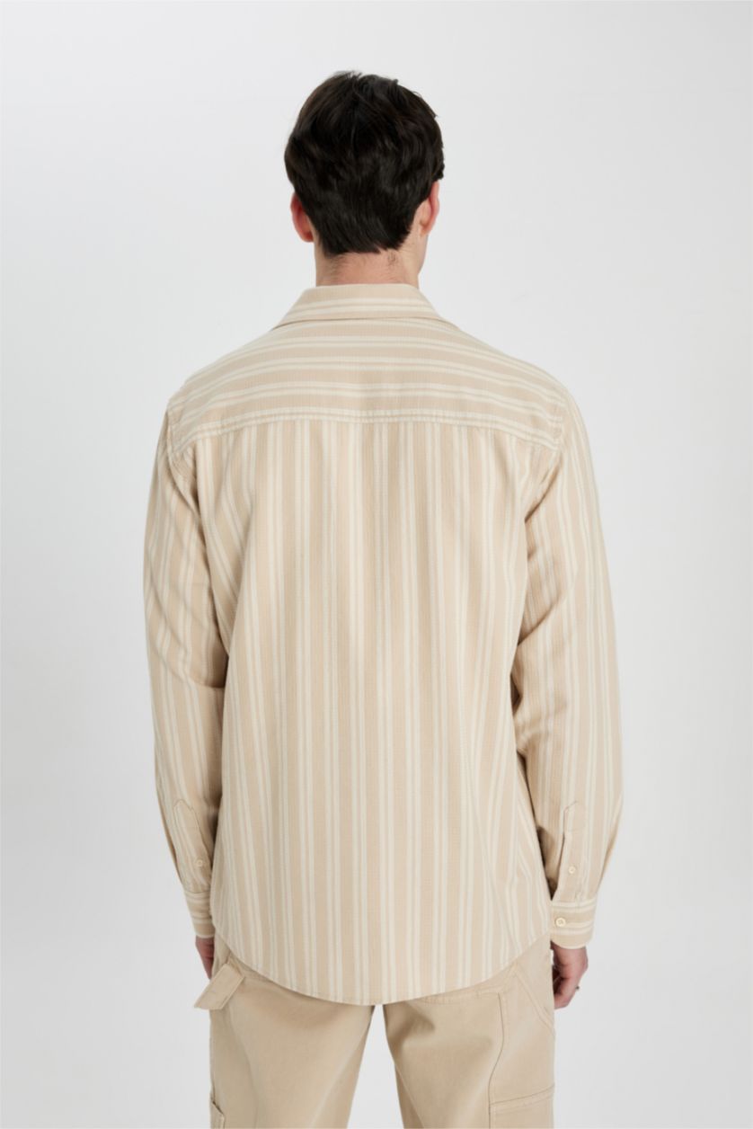 رجال بيج قميص قطن مخطط قصة عادية