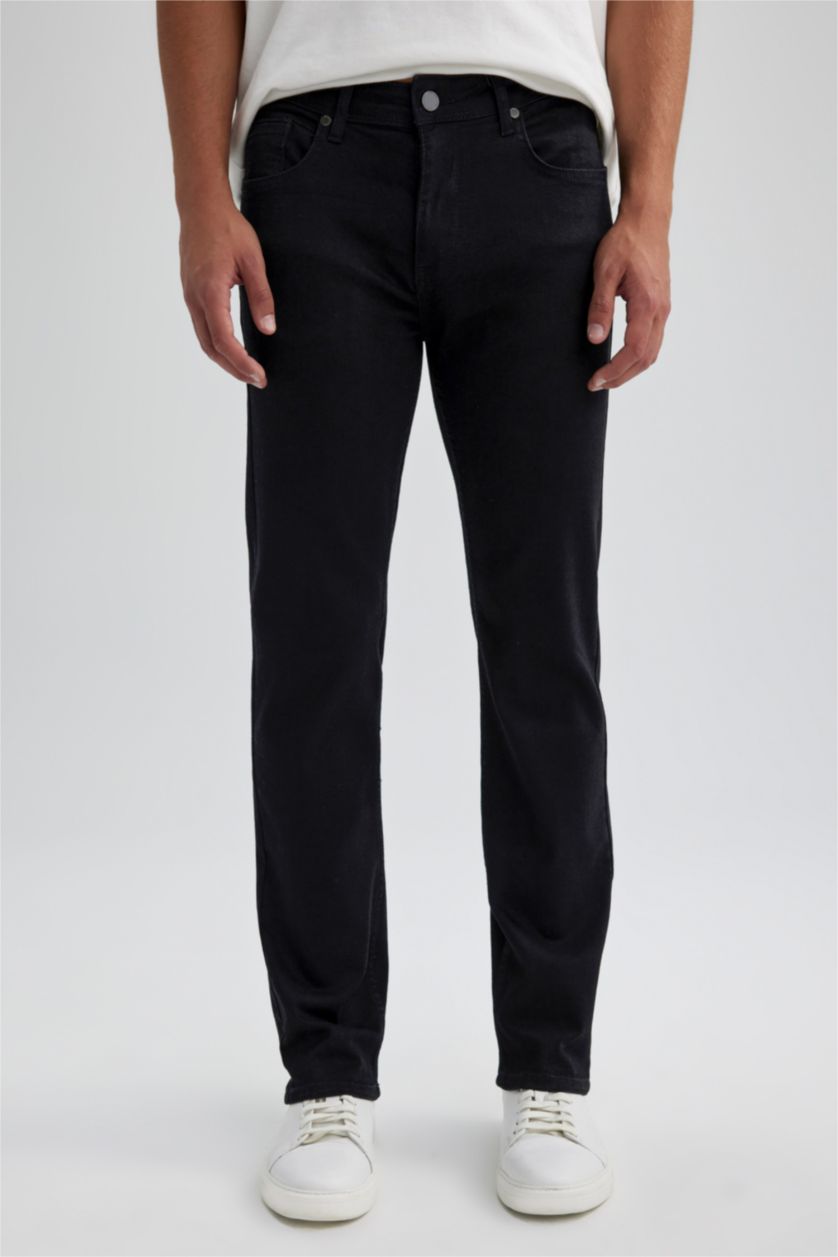 HOMME Noir Pantalon Jean SERGIO - Coupe régulière Ourlet régulier