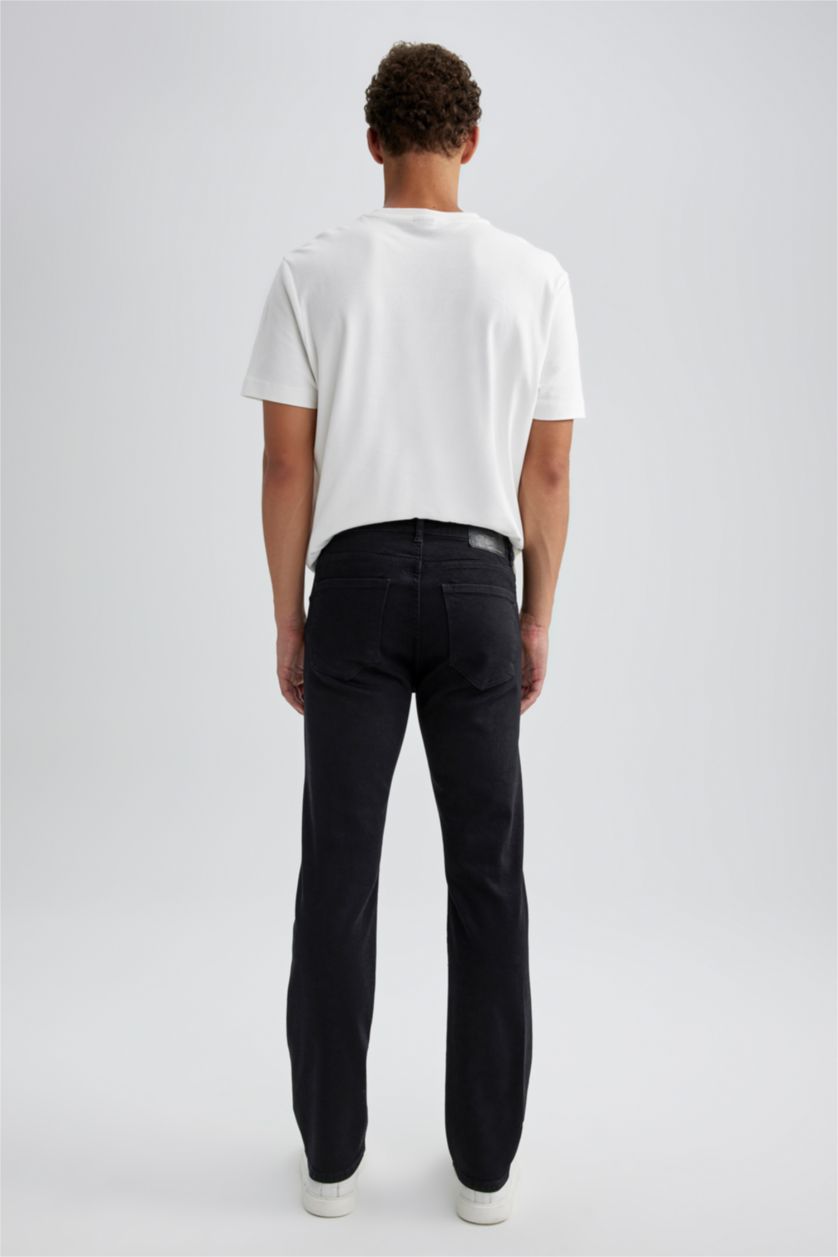 HOMME Noir Pantalon Jean SERGIO - Coupe régulière Ourlet régulier