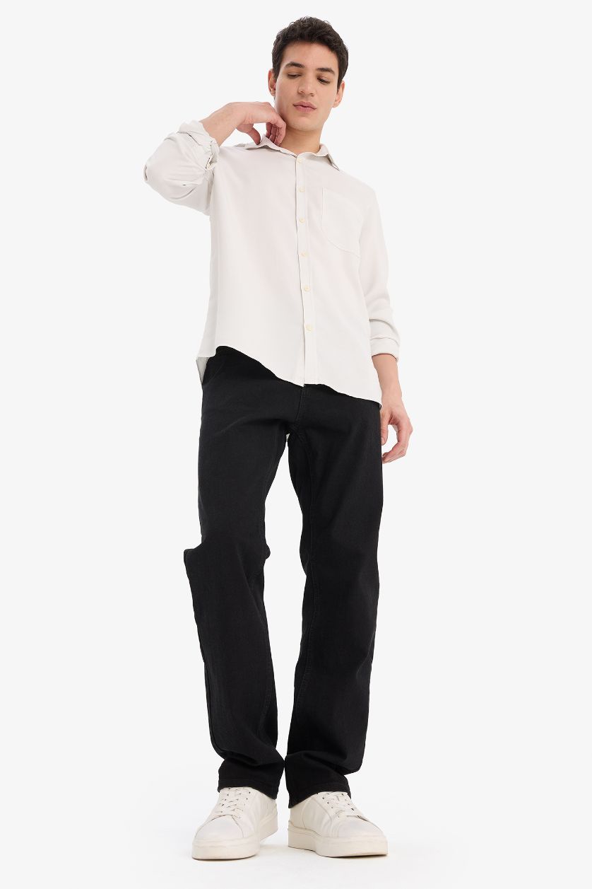 رجال رمادي فاتح قميص قماش ايوسل قصة عادية