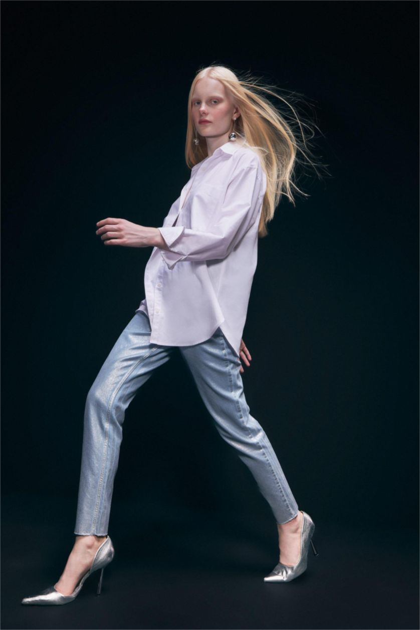 Woman Blue Straight Fit Denim Trousers