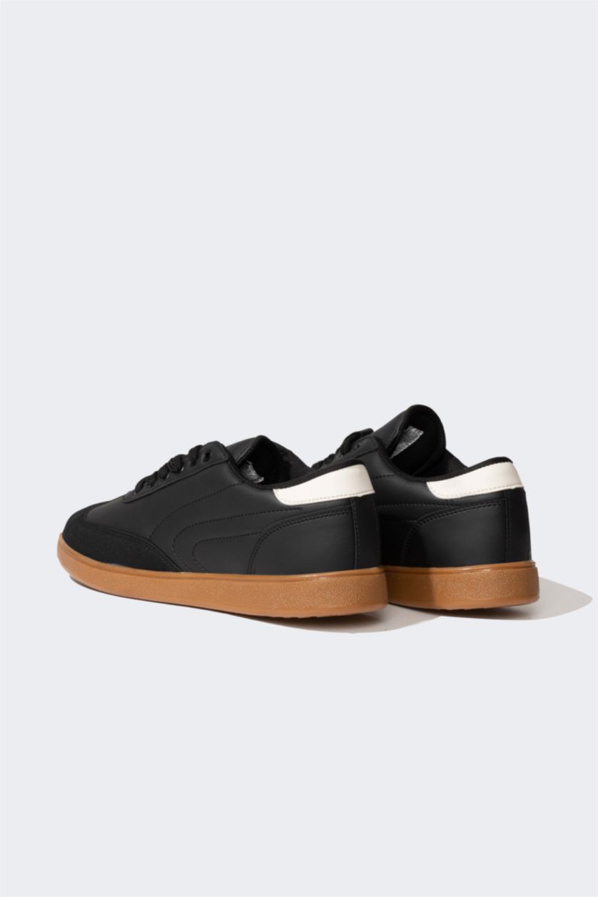 FEMME Noir Baskets PU