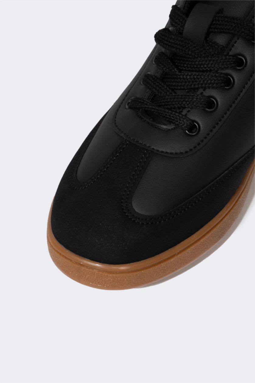 FEMME Noir Baskets PU