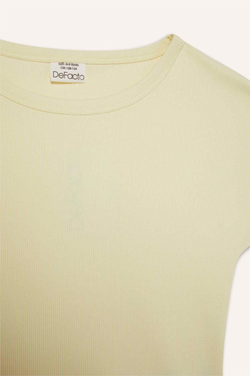 بنات بيج فاتح تيشيرت بناتي نص ردن مضلع بيزك سليم فيت بياخة مستديرة