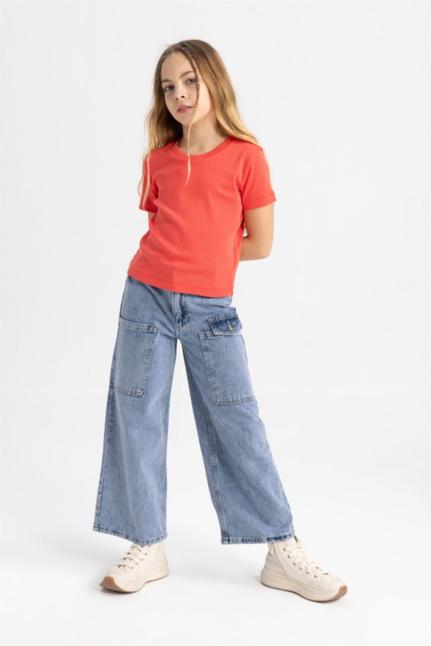 بنات أحمر فاتح تيشيرت نص كم مضلع سليم فيت