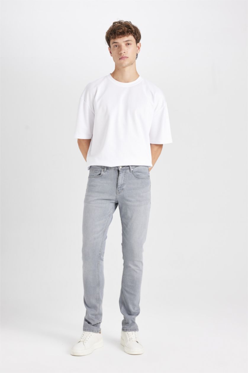 MAN Light Grey Pedro Slim Fit Normal Waist Narrow Leg Jeans