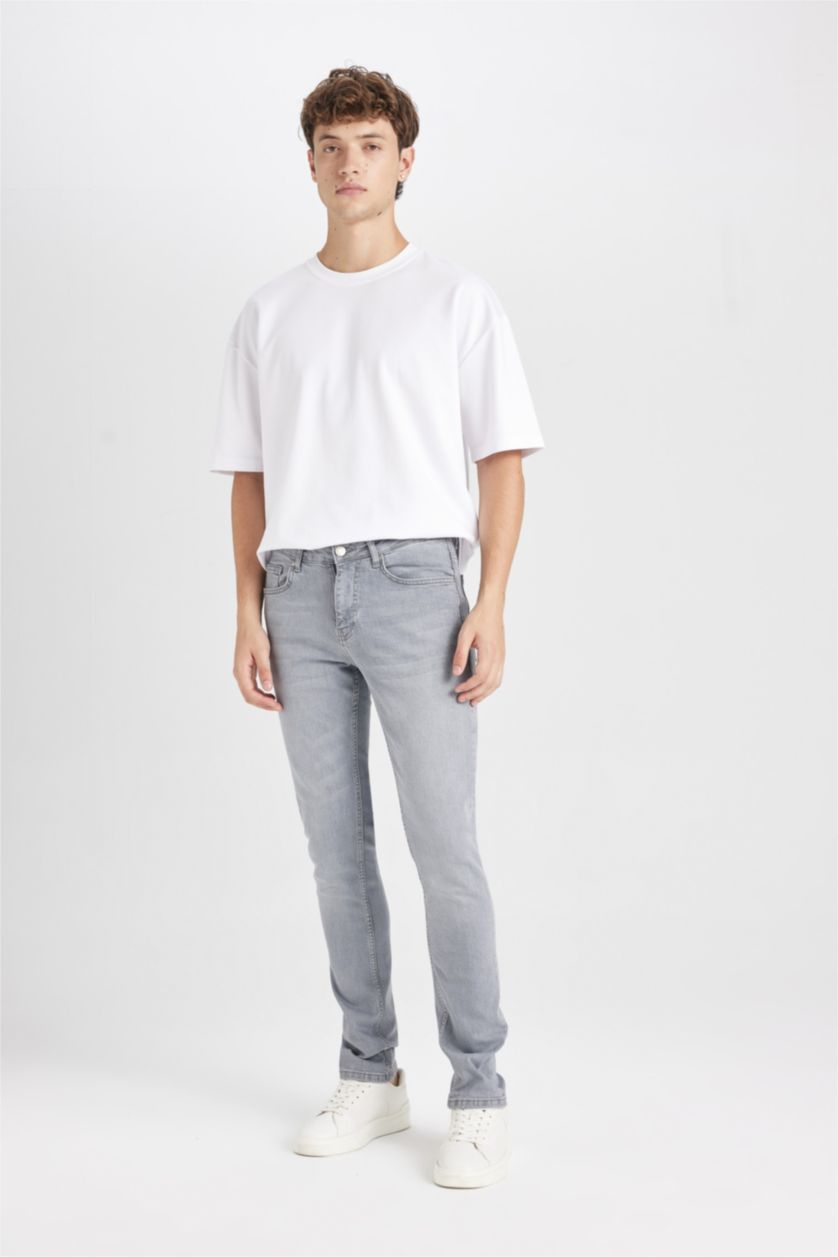 MAN Light Grey Pedro Slim Fit Normal Waist Narrow Leg Jeans