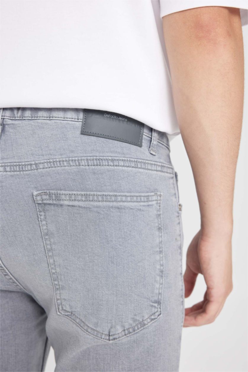 MAN Light Grey Pedro Slim Fit Normal Waist Narrow Leg Jeans