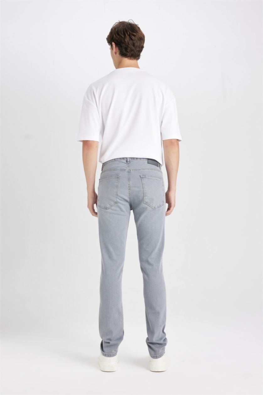 MAN Light Grey Pedro Slim Fit Normal Waist Narrow Leg Jeans