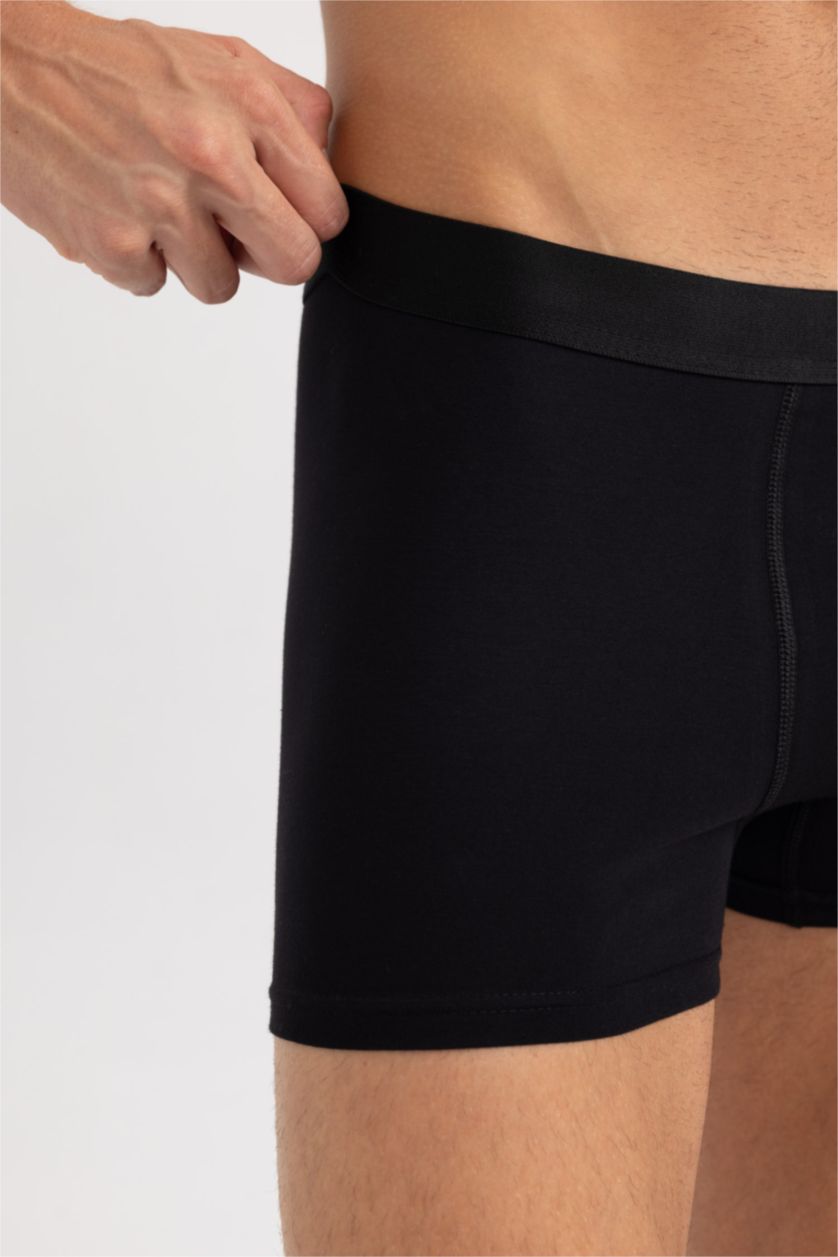 MAN Black Regular Fit Boxer