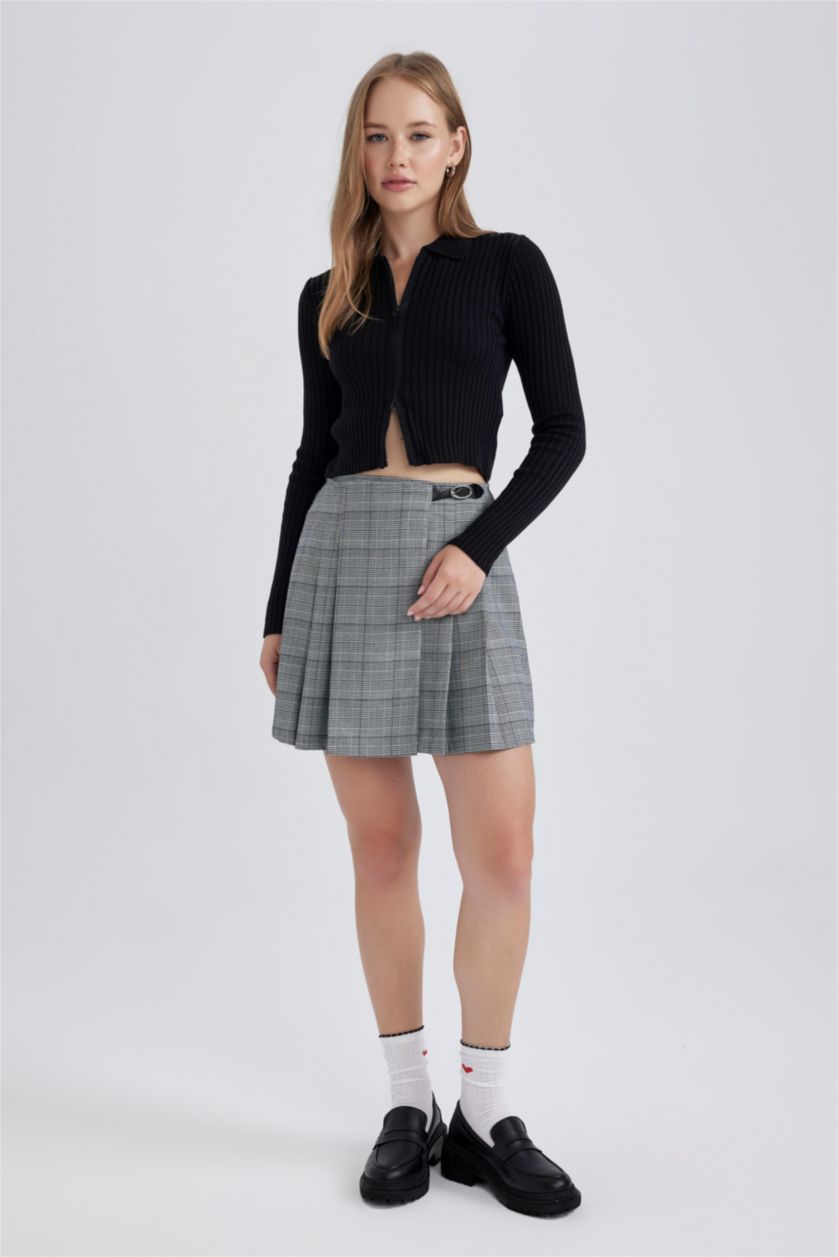WOMAN Black Pleat Mini