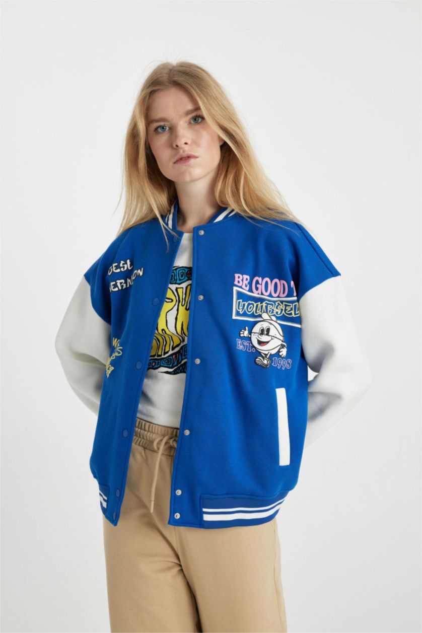 Kadın Royal Coool Oversize Geniş Kalıp Kolej Yaka Sırt Baskılı Çıtçıtlı Cepli Kalın Bomber Ceket