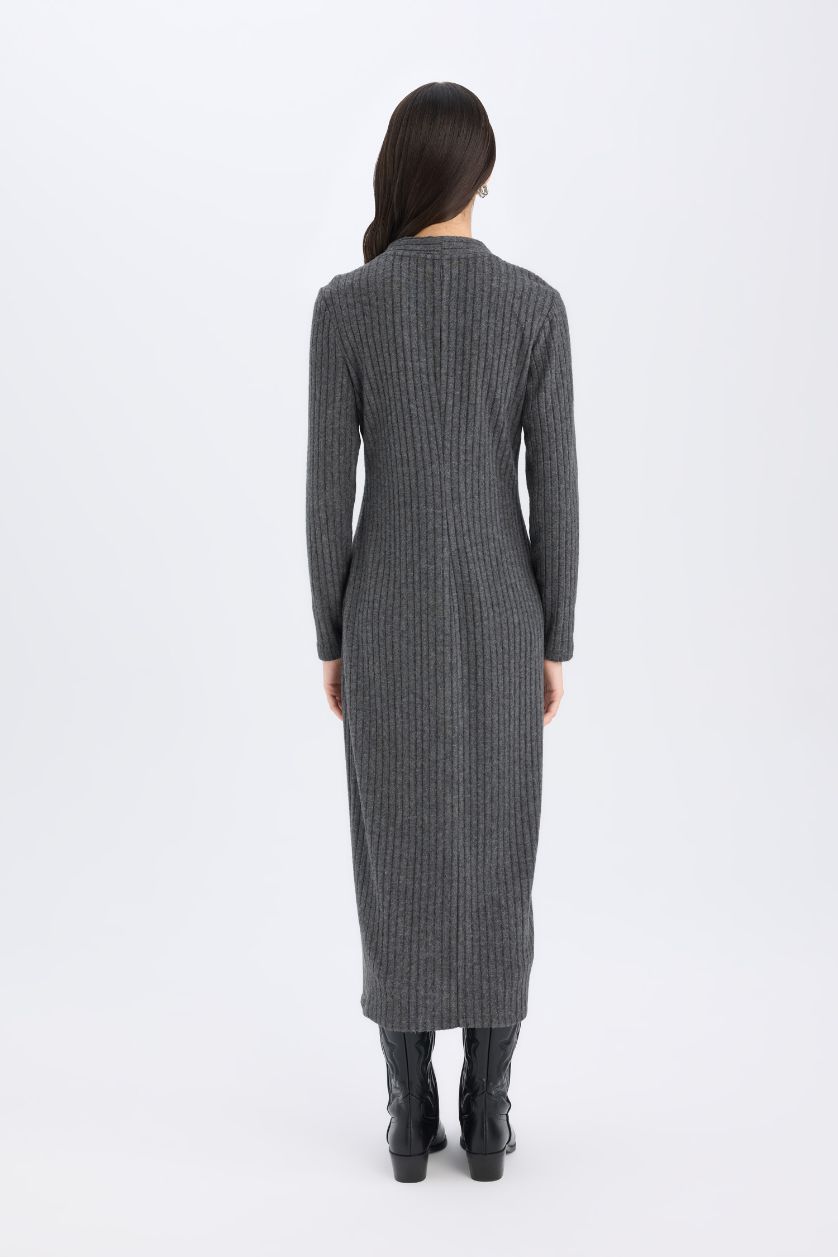 Kadın Antrasit Bodycon Vücudu Saran Basic Düz V Yaka Düğmeli Fitilli Kaşkorse Midi Uzun Kollu Elbise