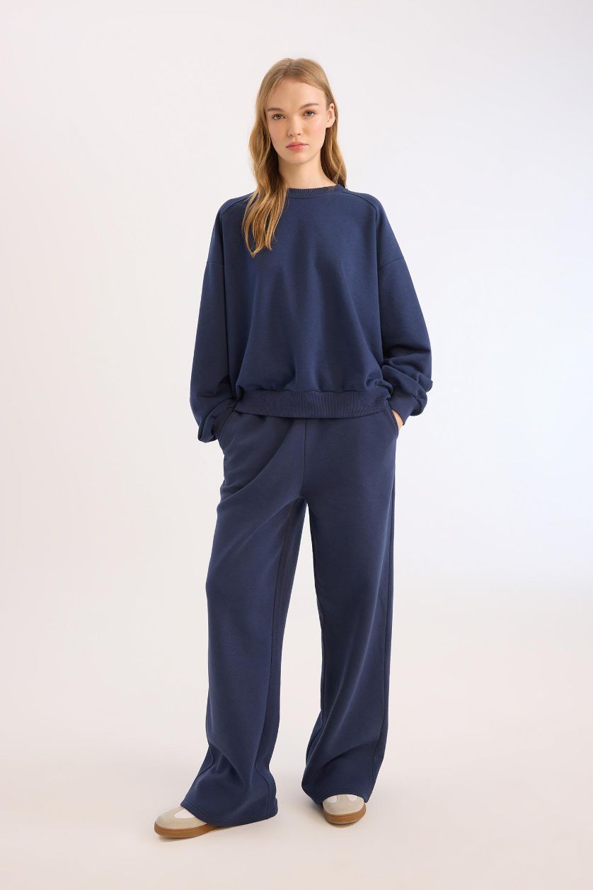 Woman NAVY Elastic Waist Wide Leg Sweatpants
