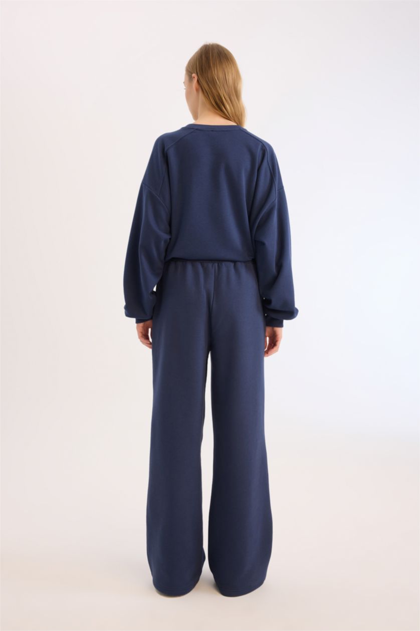 Woman NAVY Elastic Waist Wide Leg Sweatpants