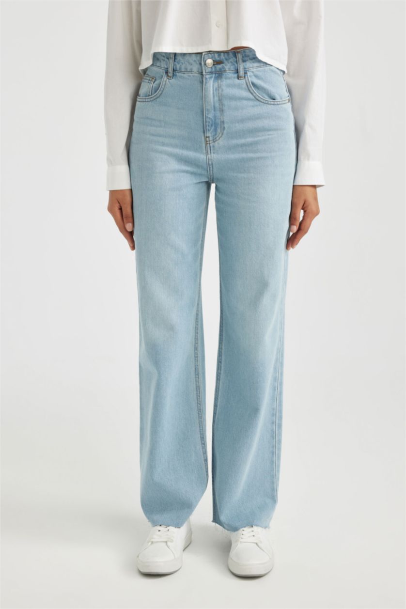 WOMAN Light Indigo Wide Leg High Waist Ankle Length Jeans