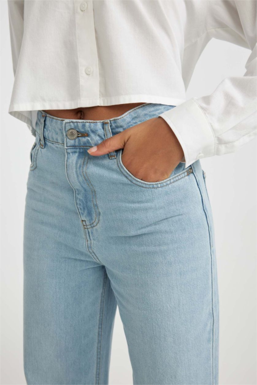 WOMAN Light Indigo Wide Leg High Waist Ankle Length Jeans