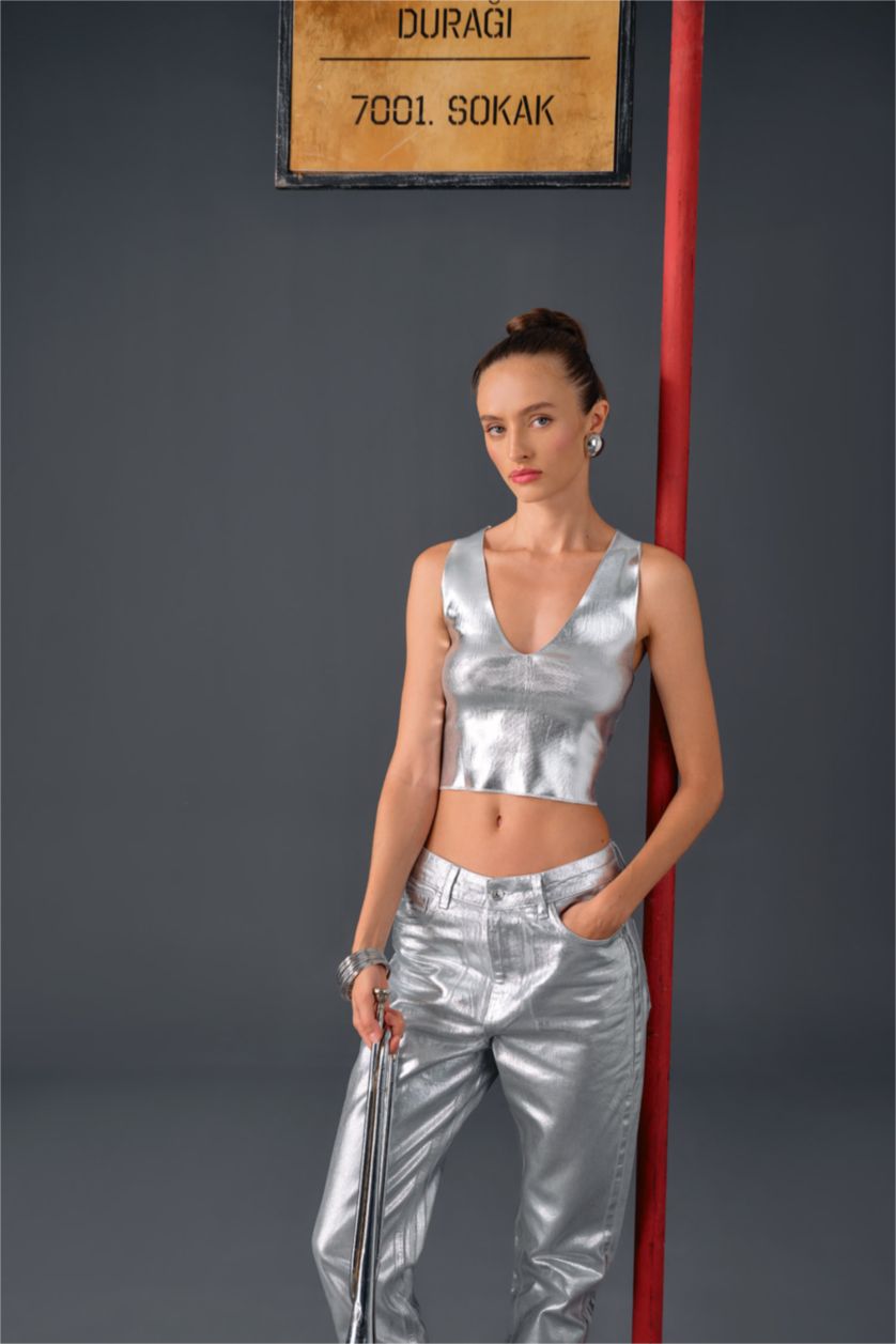 Kadın Gri V Yaka Parlak Triko Atlet