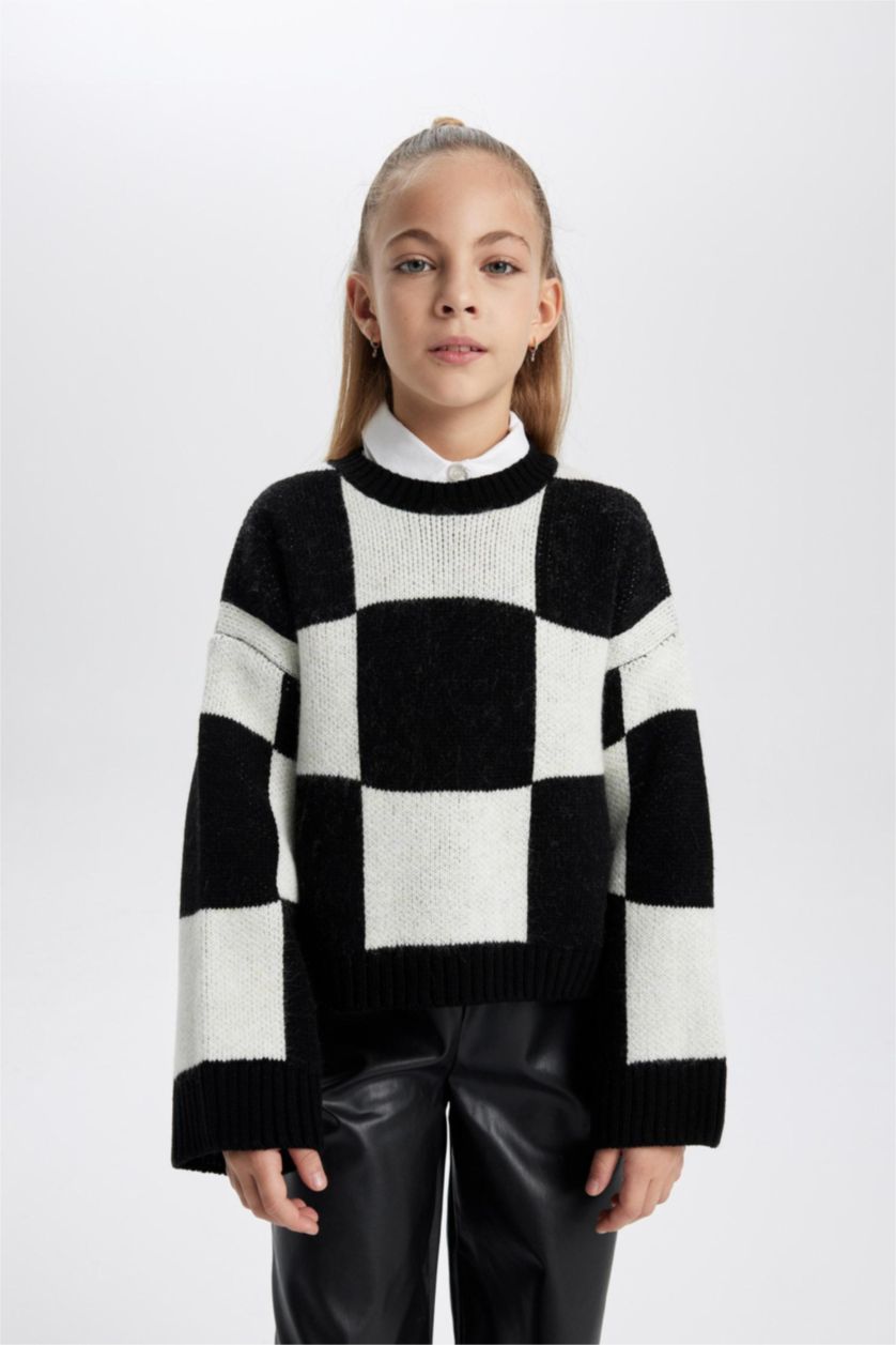Girls & Teens Black Girl Regular Fit Crew Neck Pullover