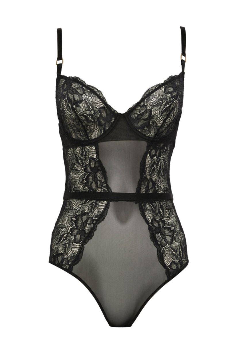 WOMAN Black Uncovered